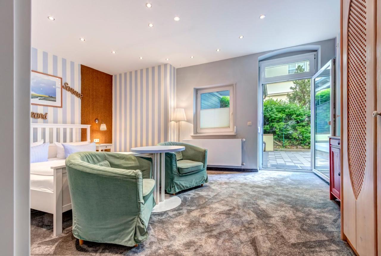 Hotel Villa Seeschloesschen Heringsdorf  Bagian luar foto