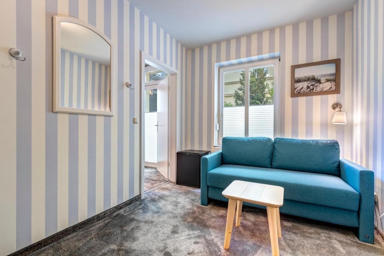 Hotel Villa Seeschloesschen Heringsdorf  Bagian luar foto